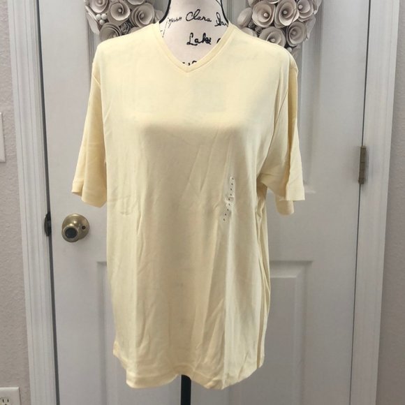 Murano Other - DONATED Murano v Rayon/Cotton short sleeve shirt